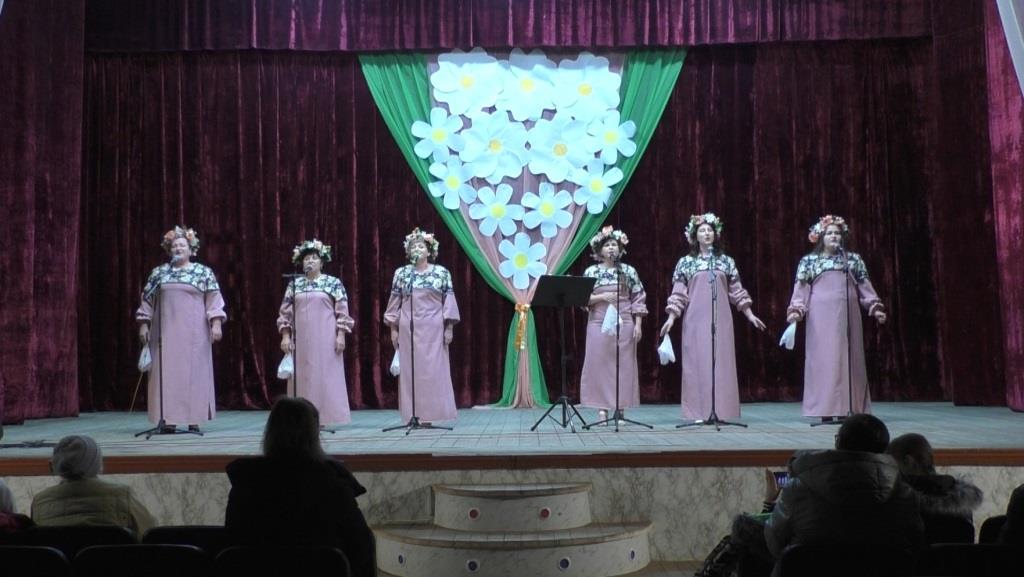 26 ноября в Старотишанском Доме культуры   прошёл праздничный концерт, посвященный Дню матери.