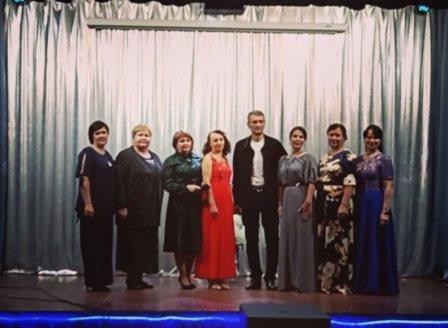 Праздничный концерт ко дню пожилого человека  &quot;От всей души, с поклоном и любовью&quot;..
