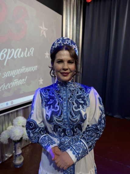 Работники Бирюченского СДК от всей души поздравляют участницу вокальной группы «Бирючаночка» Добрынину Надежду с днем рождения!. Работники Бирюченского СДК от всей души поздравляют участницу вокальной группы «Бирючаночка» Добрынину Надежду с днем рождения!.